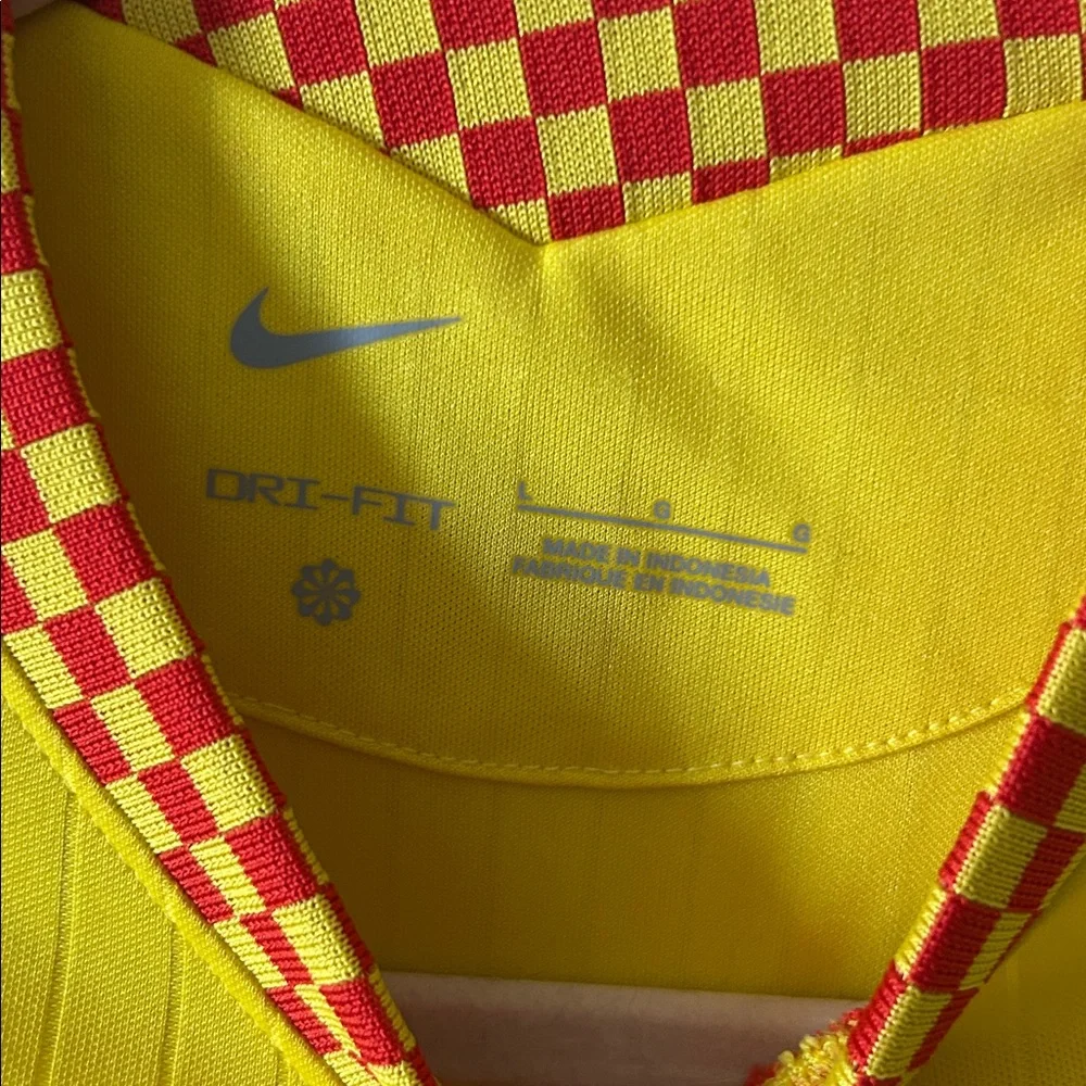 Liverpool Nike 2021/22 Third Vapor Match Stadium‎ Jersey Yellow Sz Large (boys)